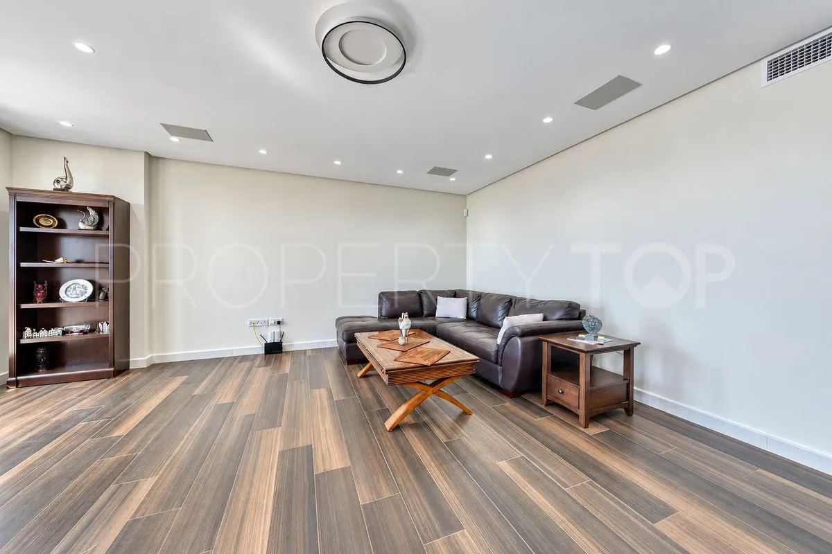 Comprar apartamento en Estepona de 3 dormitorios