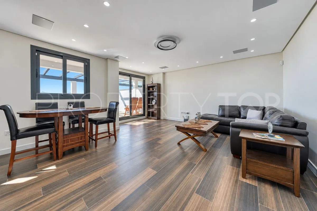 Comprar apartamento en Estepona de 3 dormitorios