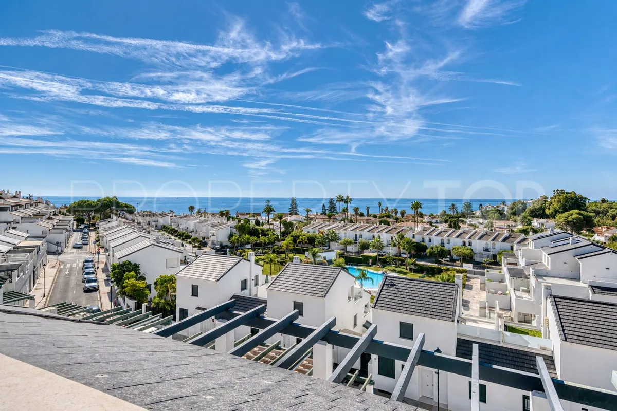 Comprar apartamento en Estepona de 3 dormitorios