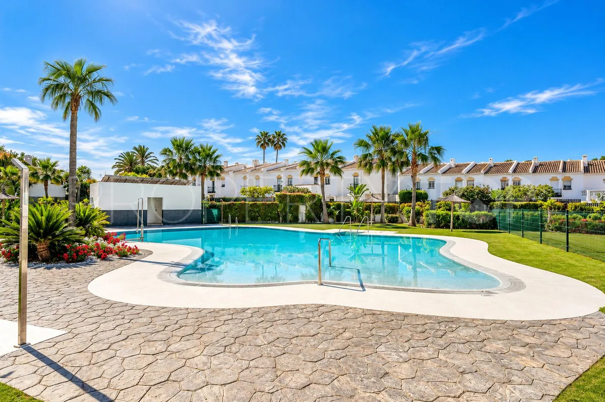 Comprar apartamento en Estepona de 3 dormitorios