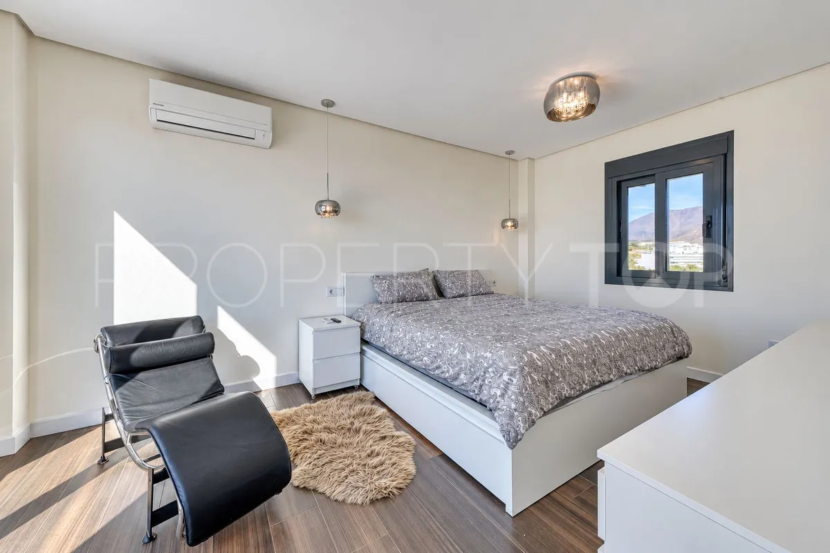 Comprar apartamento en Estepona de 3 dormitorios