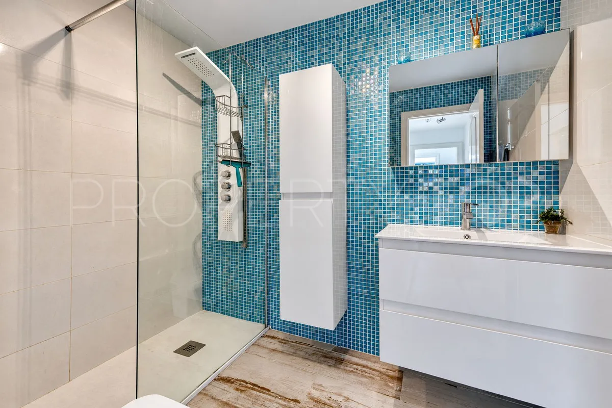 Sabinillas apartment for sale