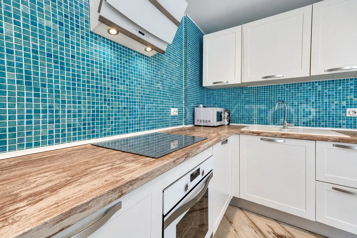 Sabinillas apartment for sale