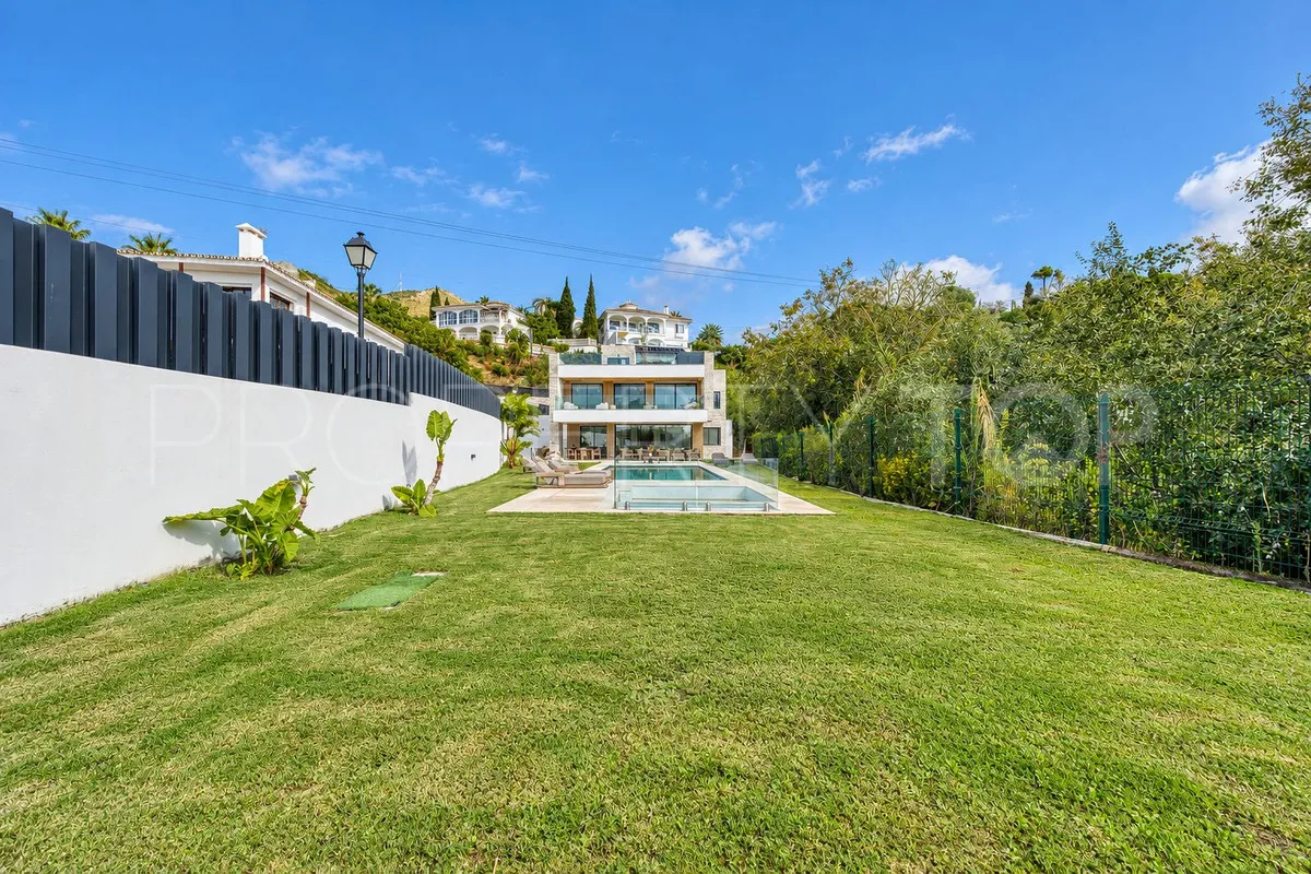 Benalmadena, villa de 5 dormitorios en venta