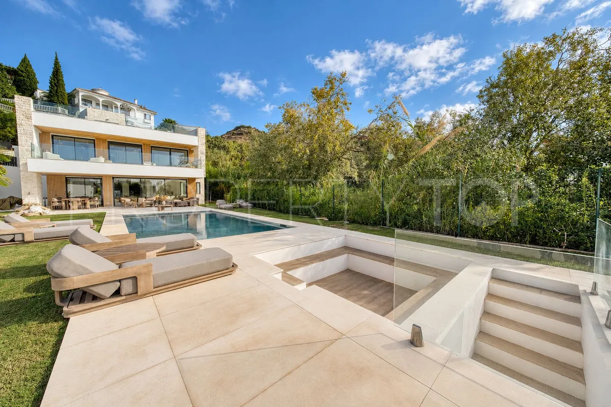 Benalmadena, villa de 5 dormitorios en venta