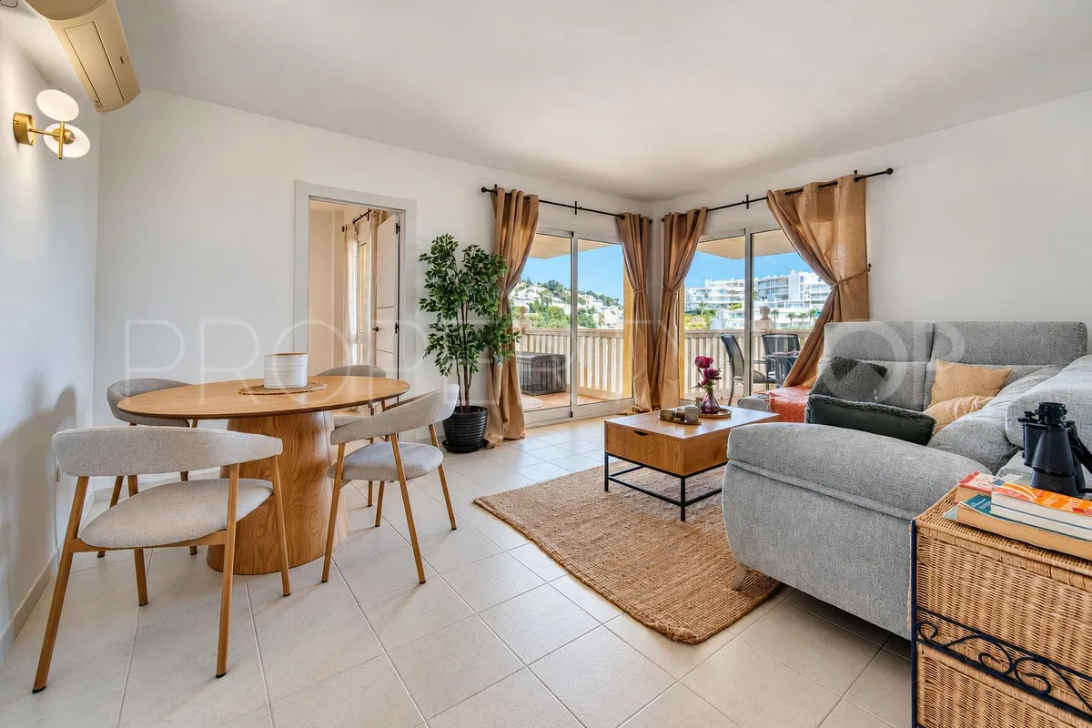 Apartamento de 2 dormitorios en venta en Fuengirola