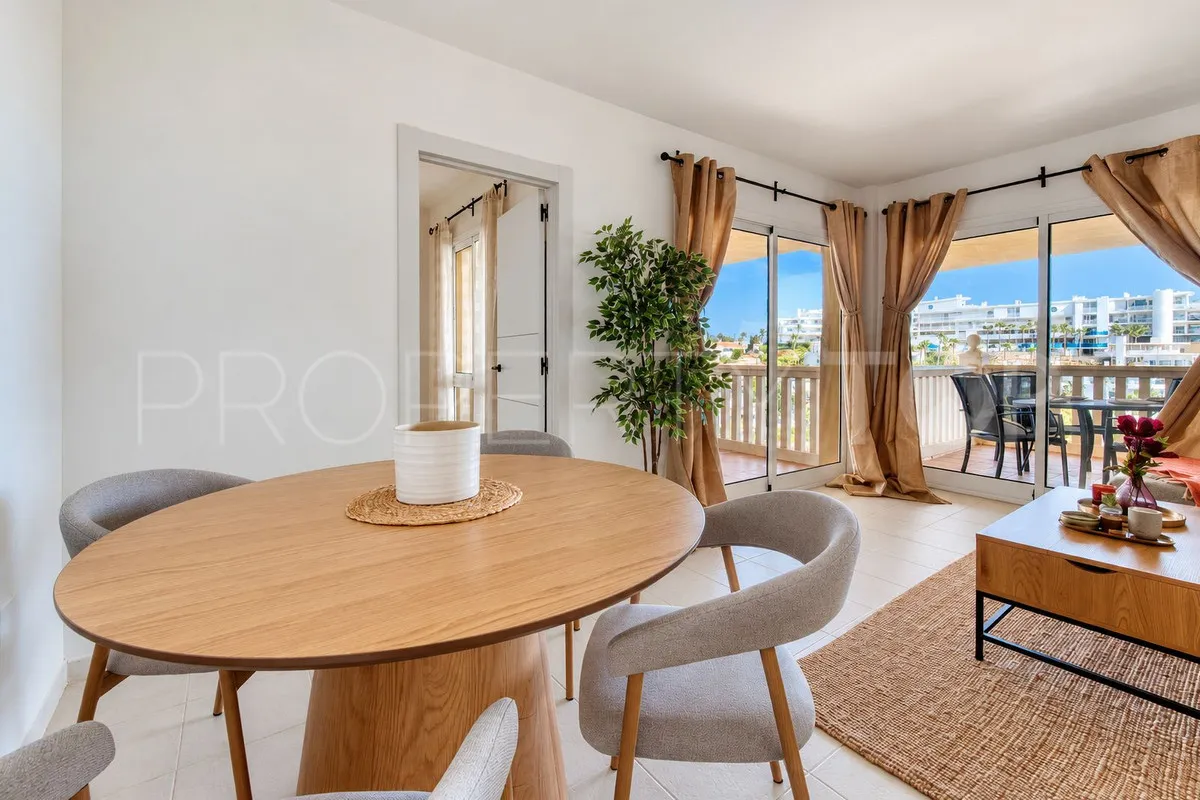 Apartamento de 2 dormitorios en venta en Fuengirola