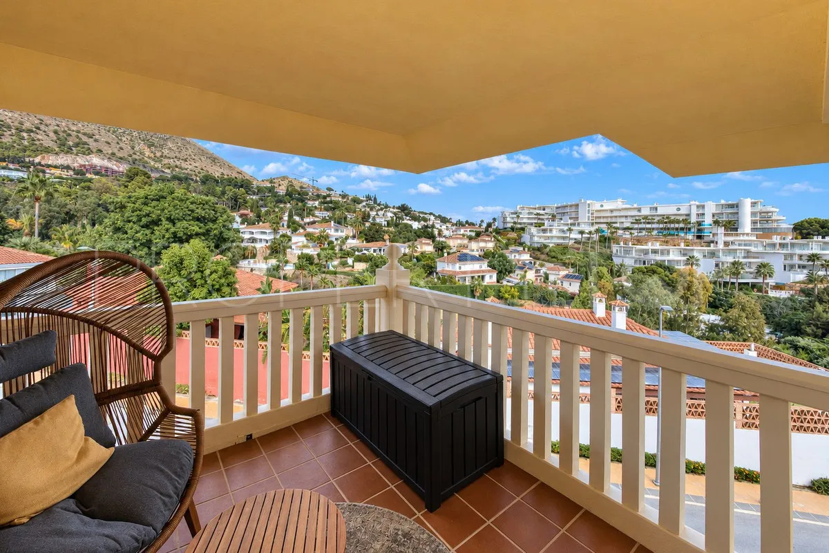 Apartamento de 2 dormitorios en venta en Fuengirola