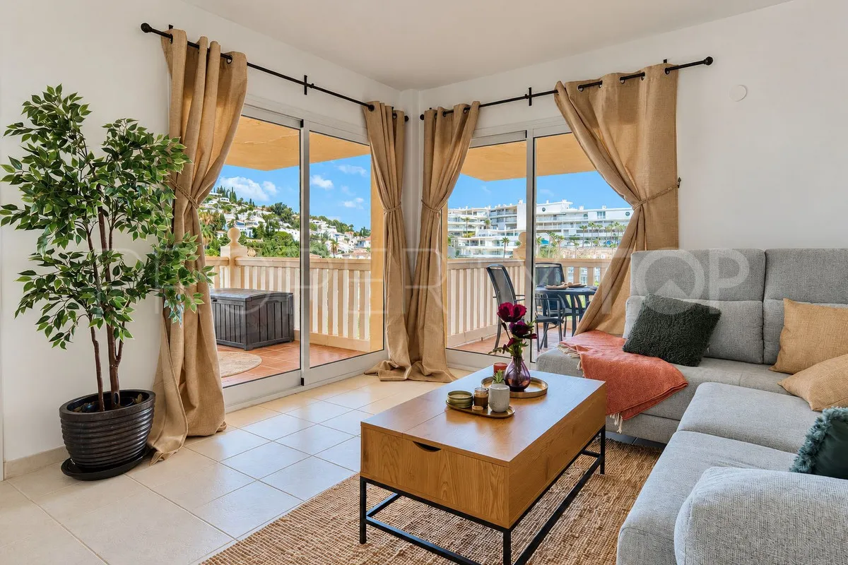 Apartamento de 2 dormitorios en venta en Fuengirola