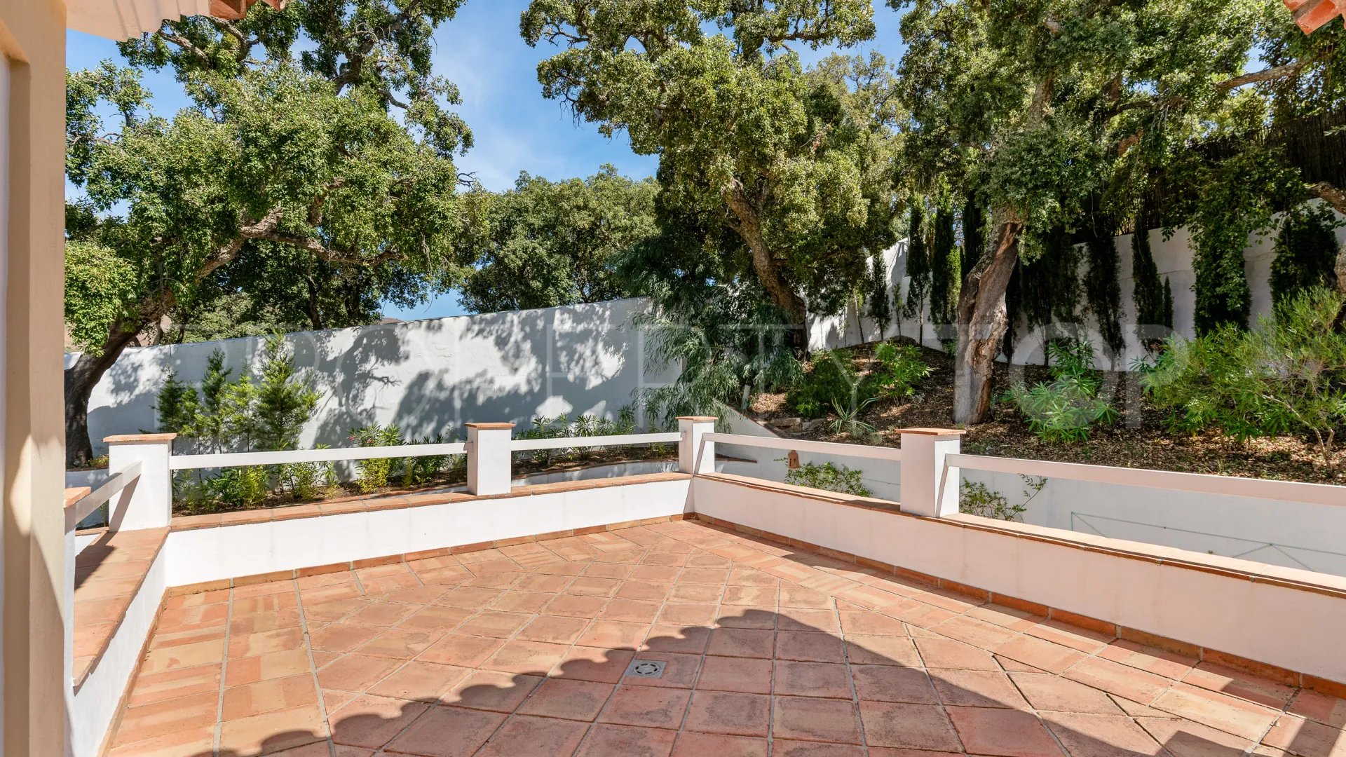 Casares Montaña villa for sale