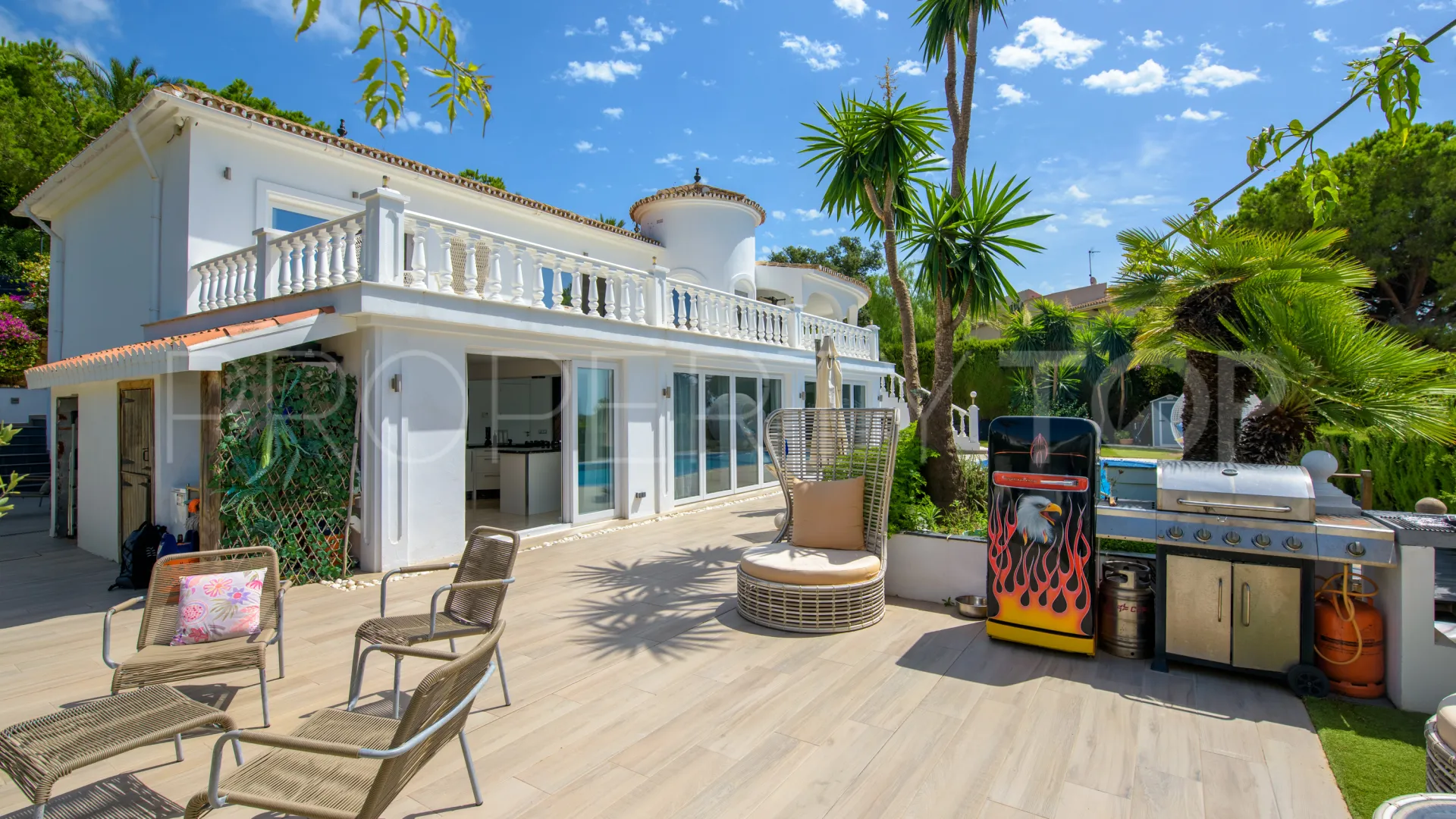 Elviria, villa con 5 dormitorios en venta