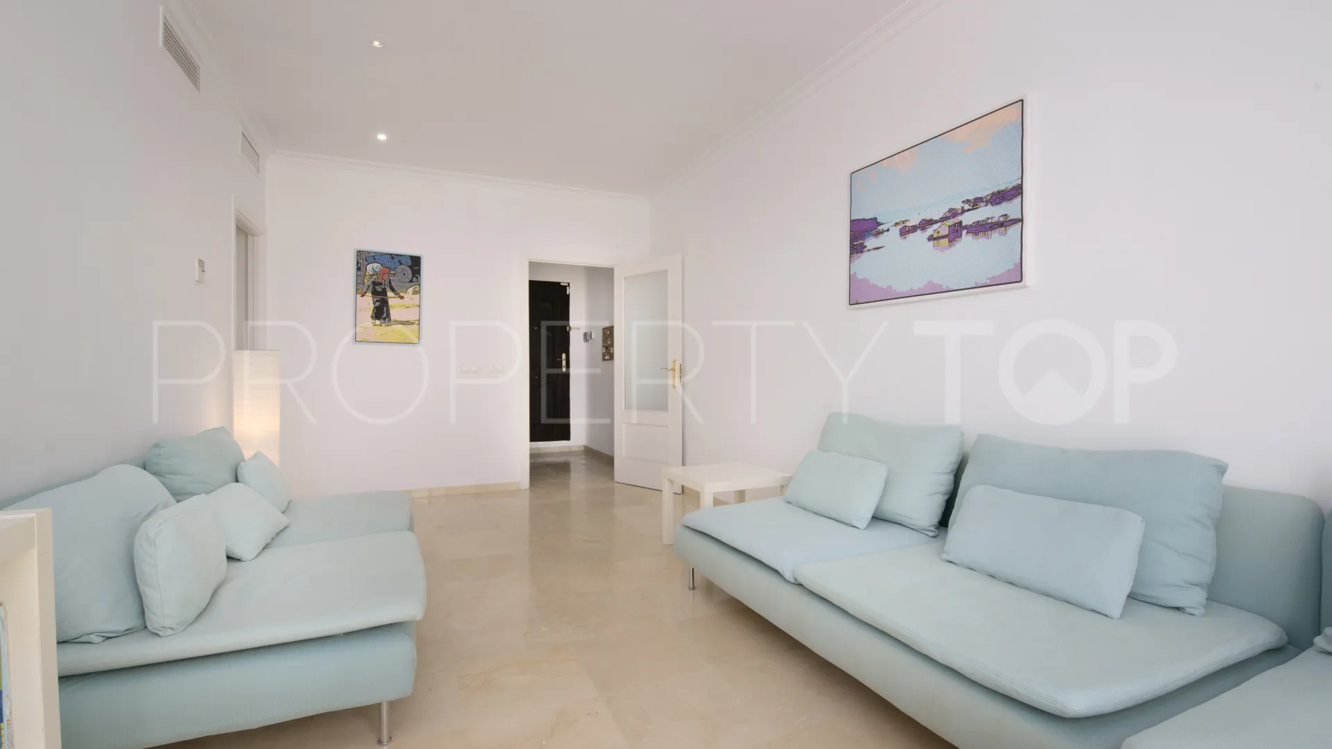 Penthouse for sale in Casares Playa with 3 bedrooms