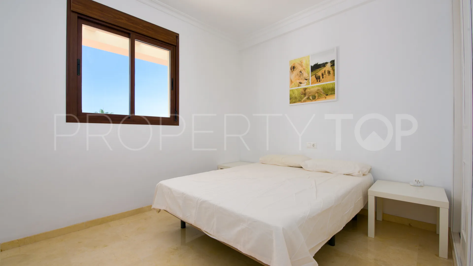 Penthouse for sale in Casares Playa with 3 bedrooms