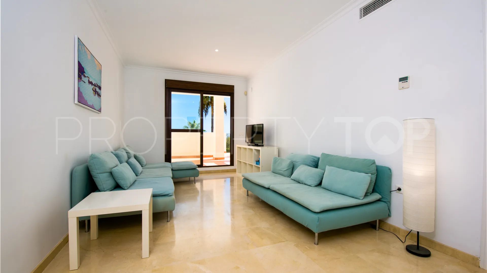 Penthouse for sale in Casares Playa with 3 bedrooms