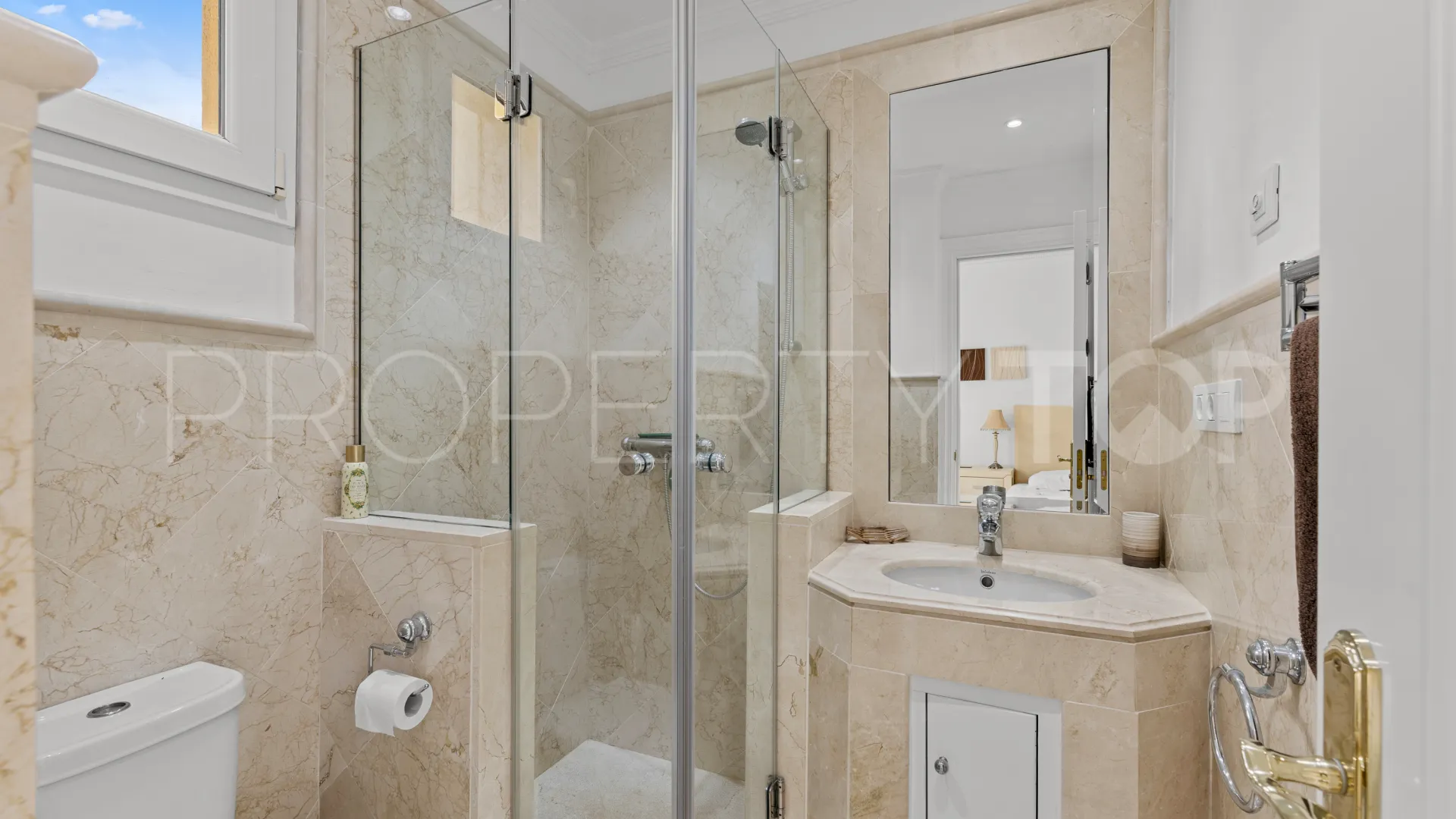 3 bedrooms penthouse in Majestic for sale