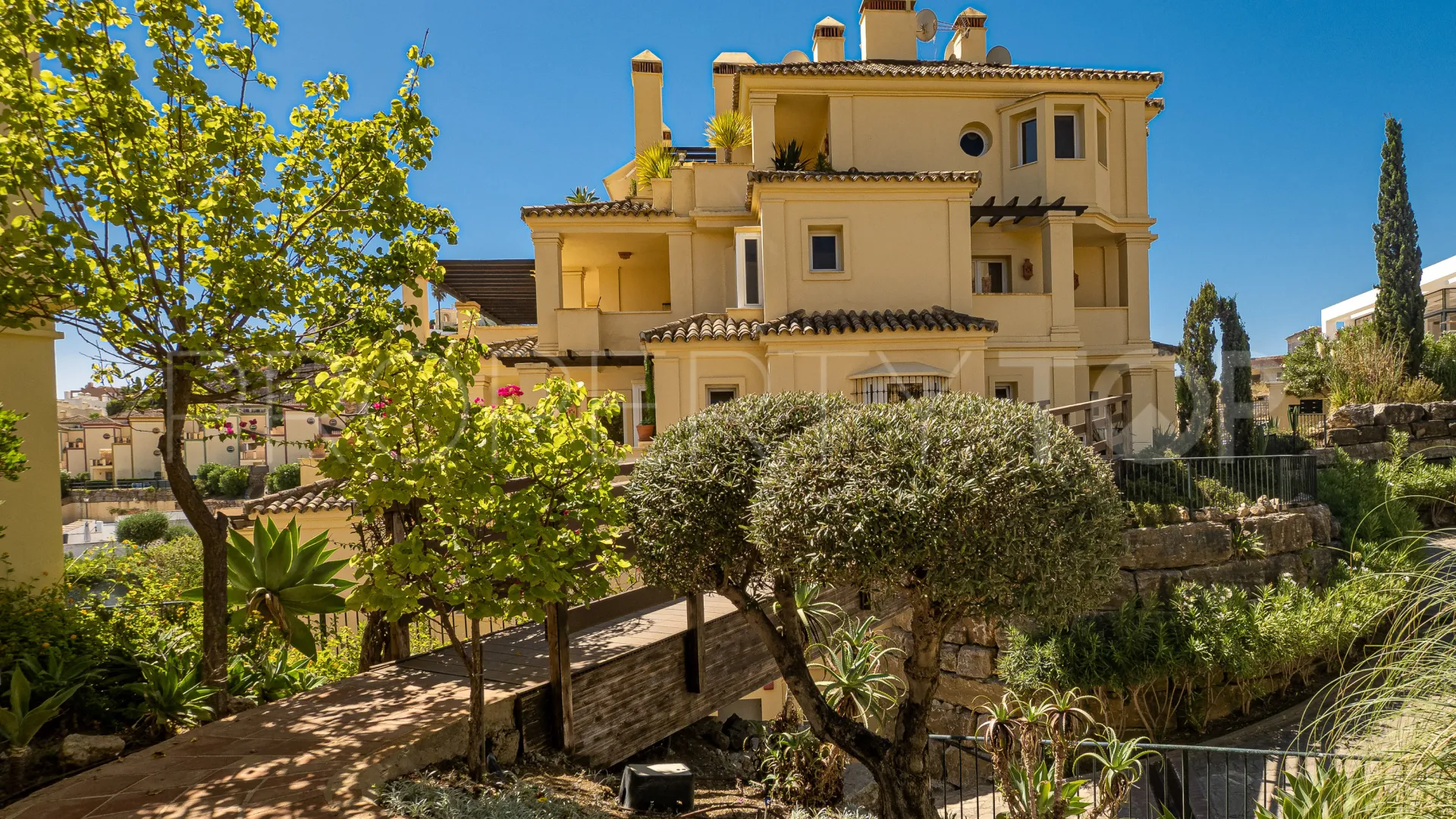 3 bedrooms penthouse in Majestic for sale