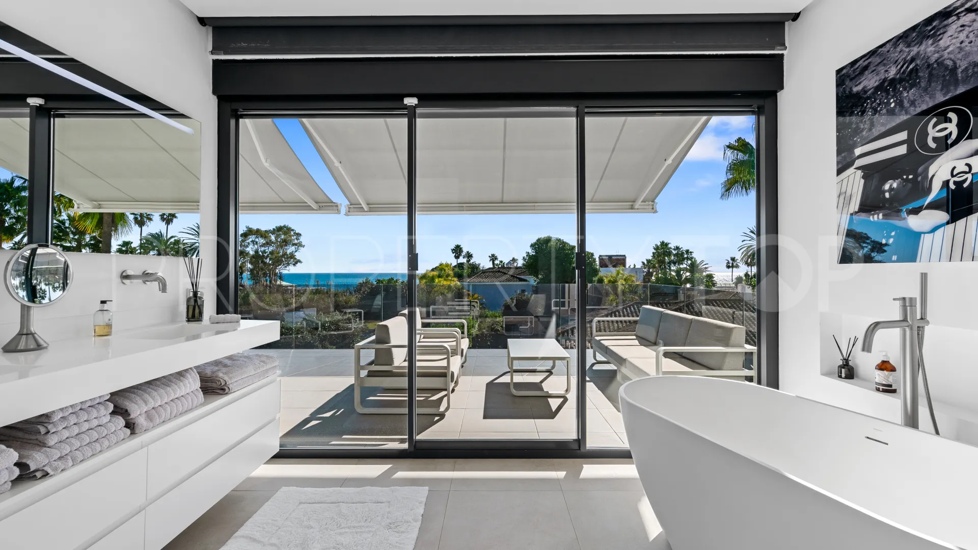 Villa con 4 dormitorios en venta en Los Monteros