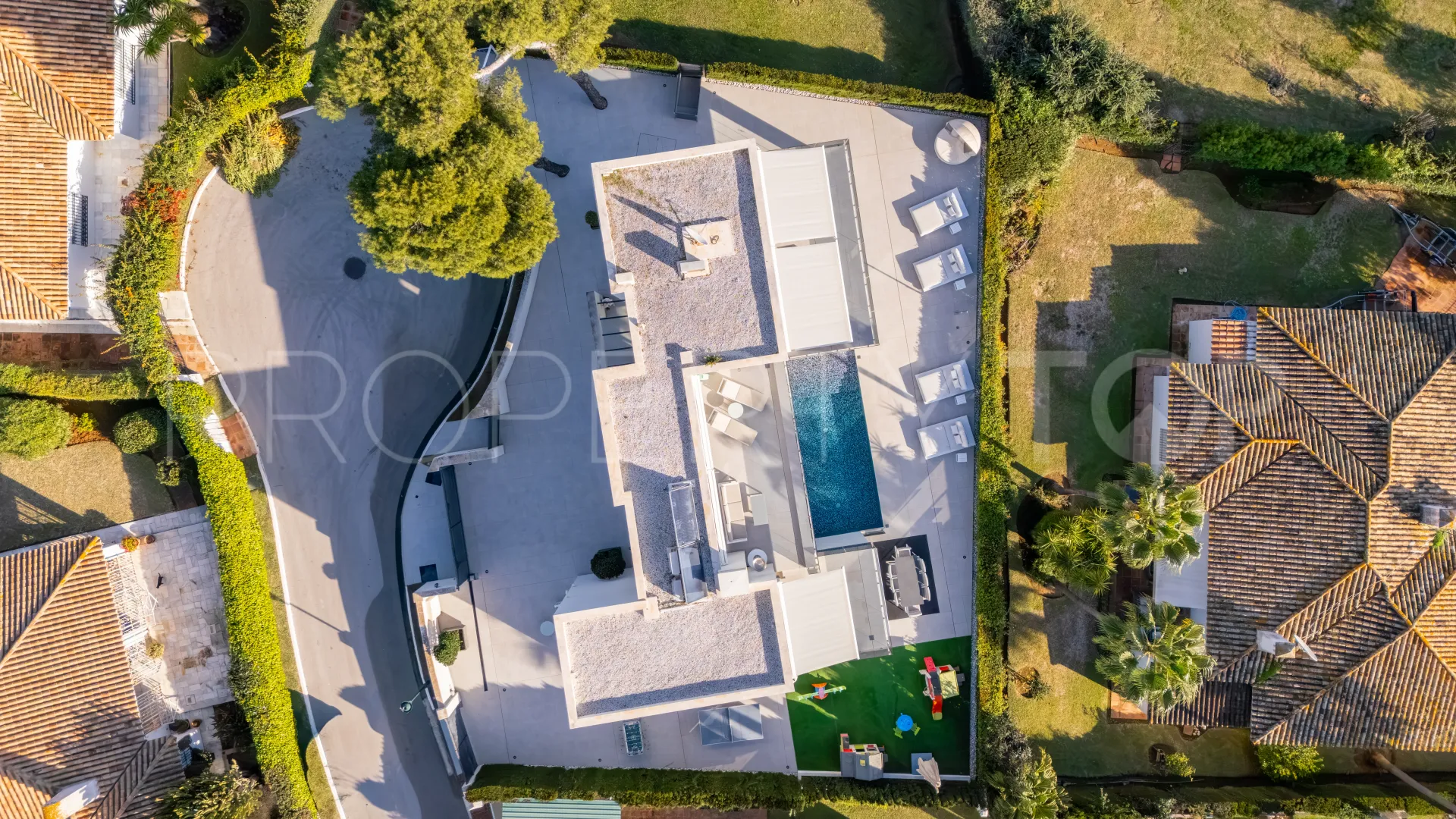 Villa con 4 dormitorios en venta en Los Monteros