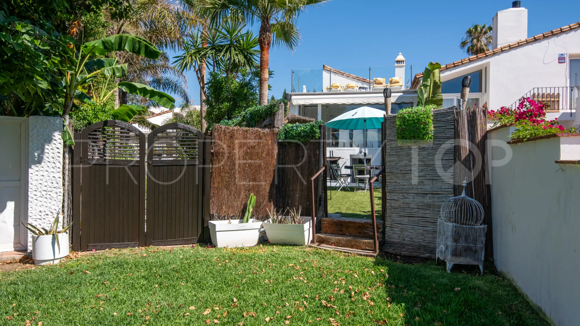 Semi detached house for sale in Bahia Dorada with 3 bedrooms