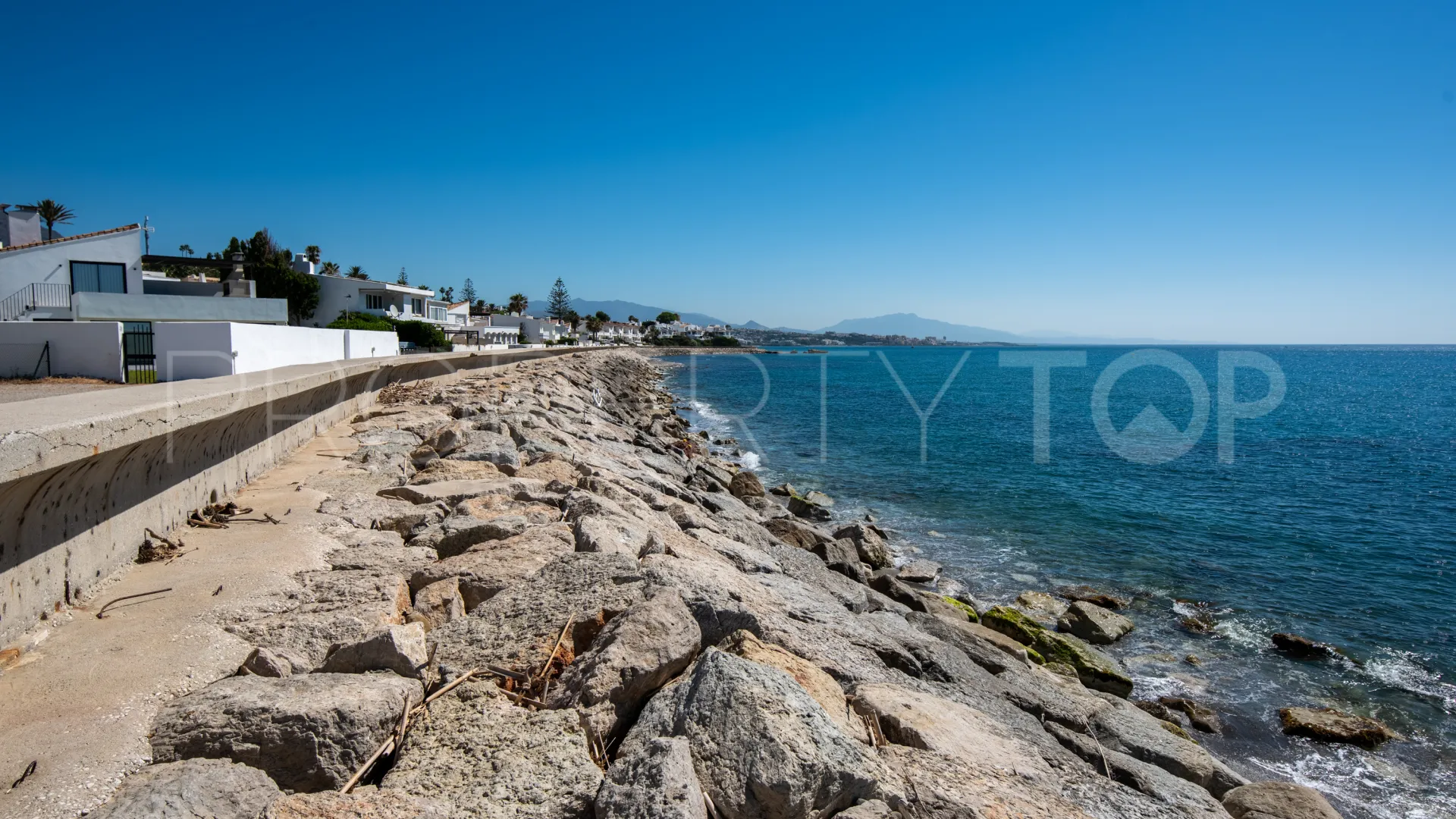 Semi detached house for sale in Bahia Dorada with 3 bedrooms