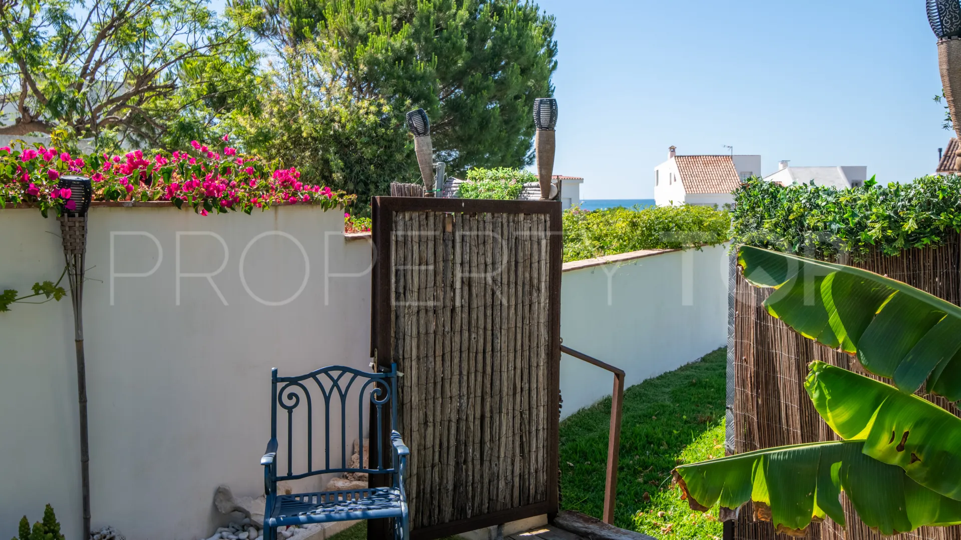 Semi detached house for sale in Bahia Dorada with 3 bedrooms