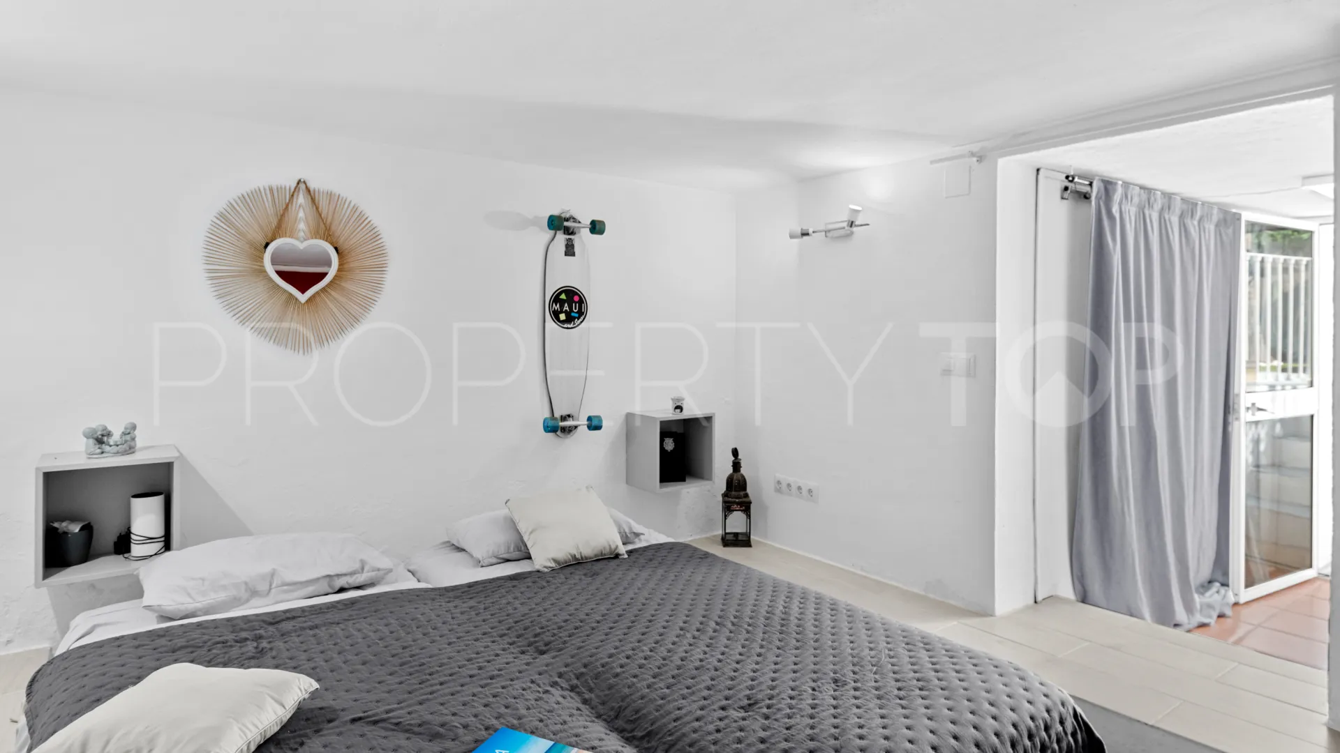 Semi detached house for sale in Bahia Dorada with 3 bedrooms