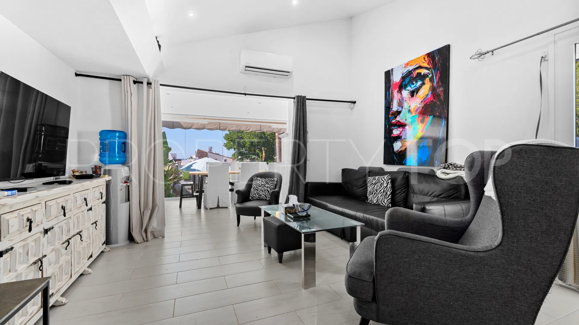 Semi detached house for sale in Bahia Dorada with 3 bedrooms