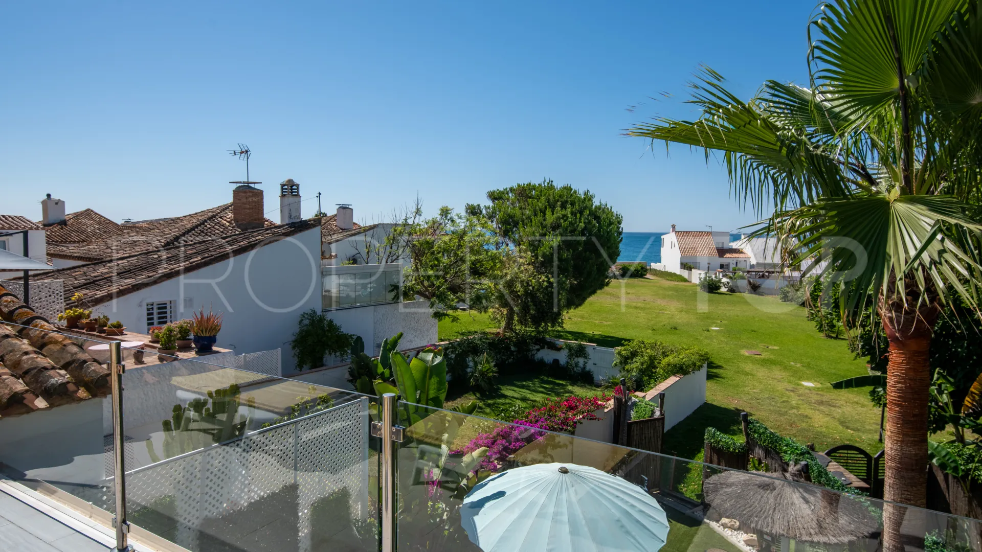 Semi detached house for sale in Bahia Dorada with 3 bedrooms