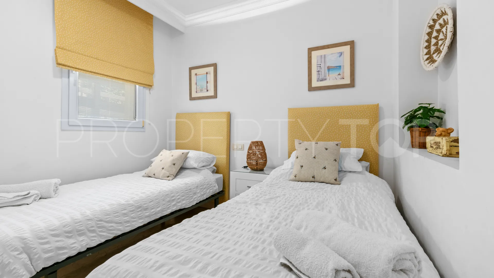 Majestic ground floor apartment for sale