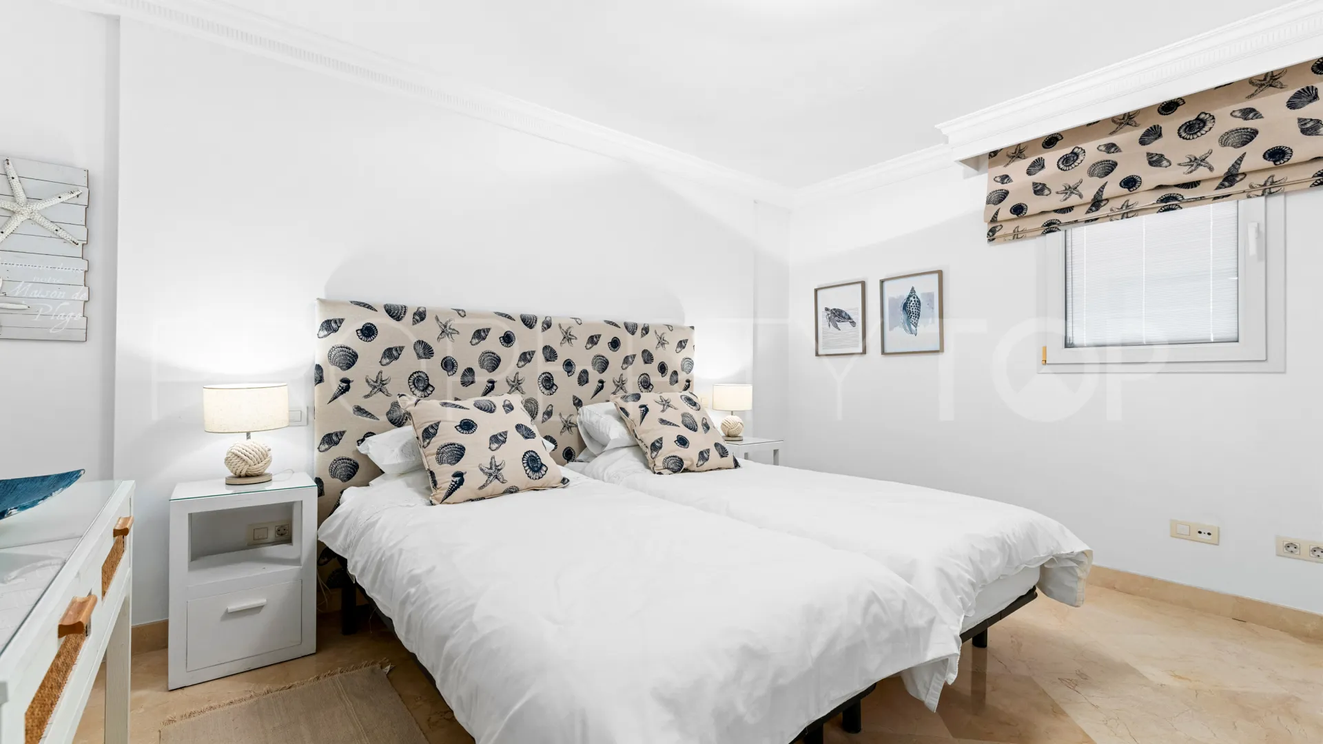 Majestic ground floor apartment for sale