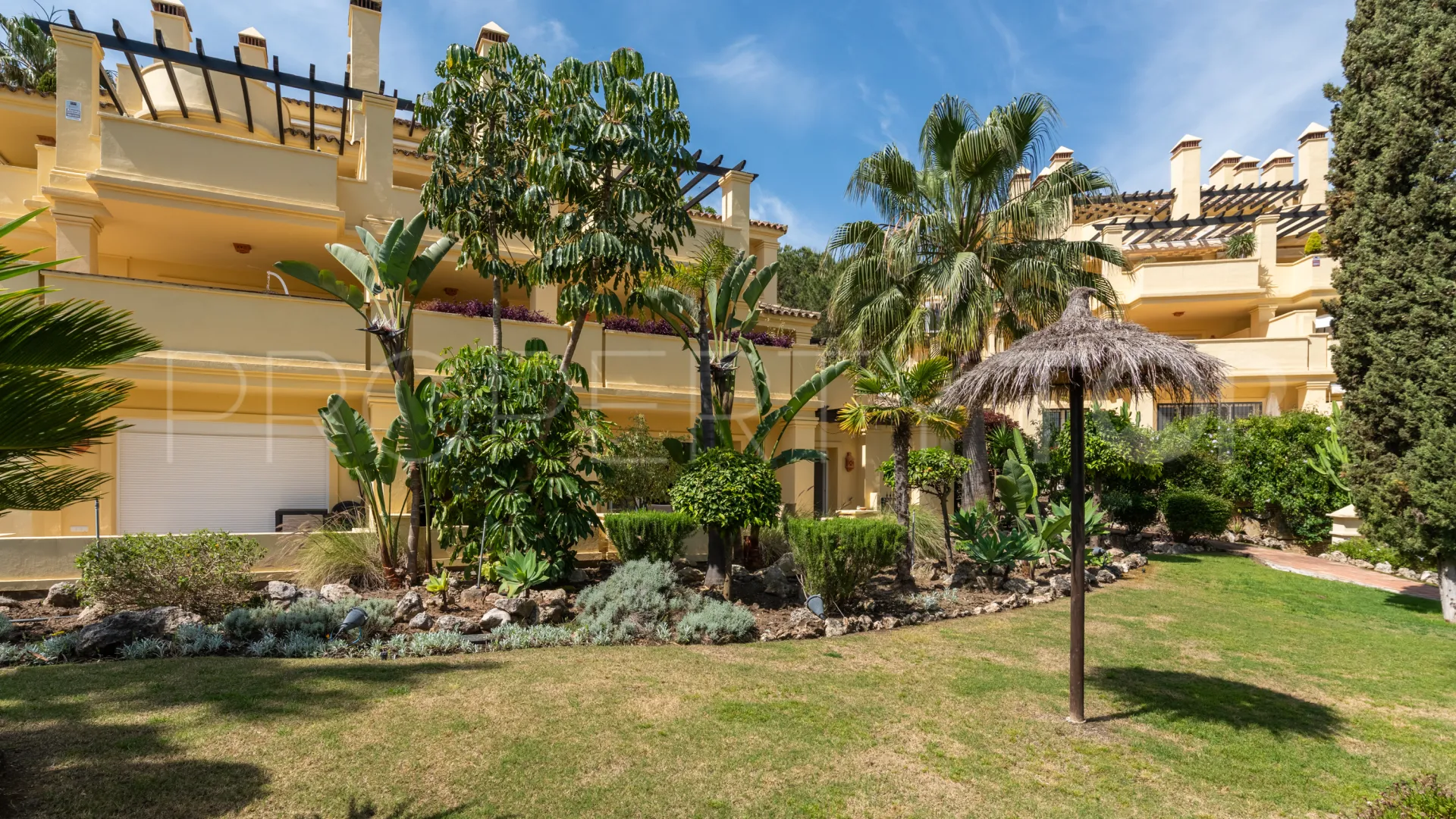 Majestic ground floor apartment for sale