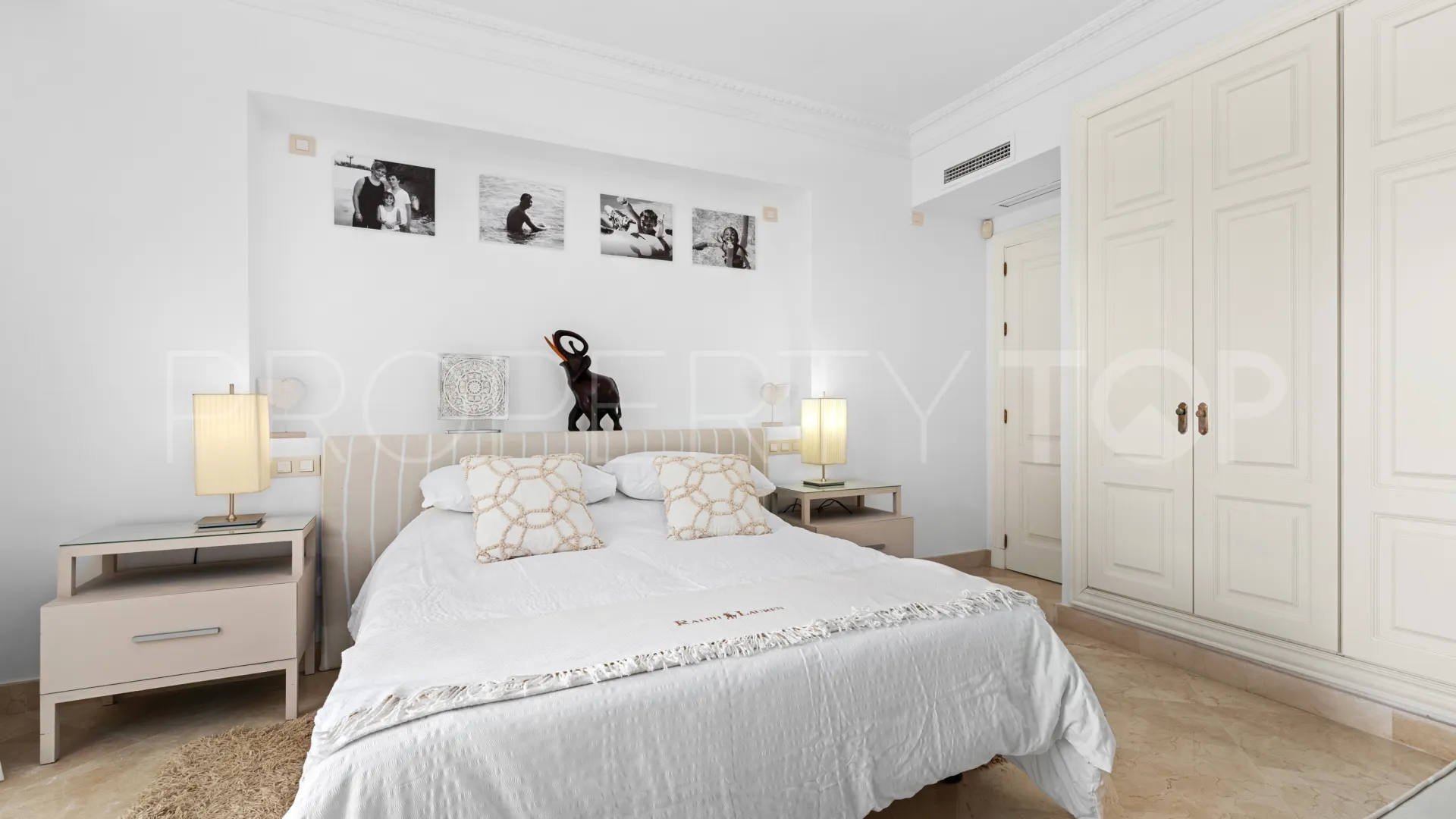 Majestic ground floor apartment for sale