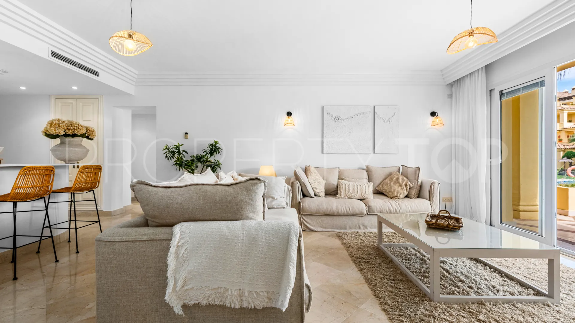 Majestic ground floor apartment for sale