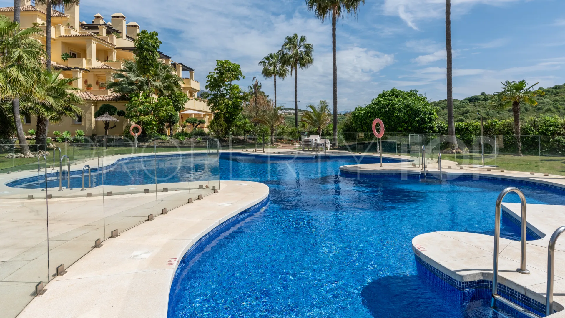 Majestic ground floor apartment for sale