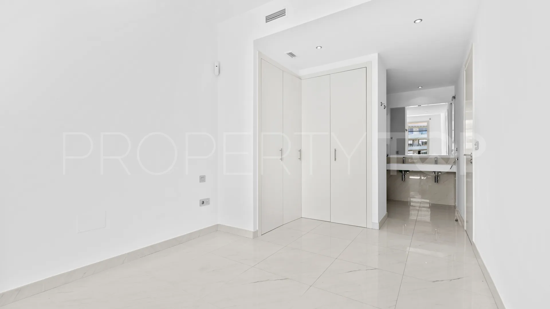 Belaire, apartamento planta baja en venta