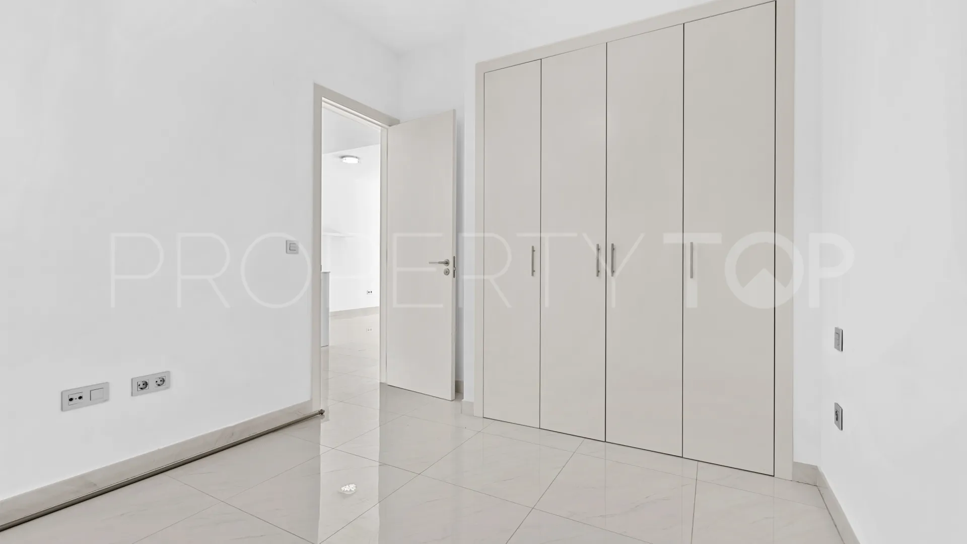 Belaire, apartamento planta baja en venta