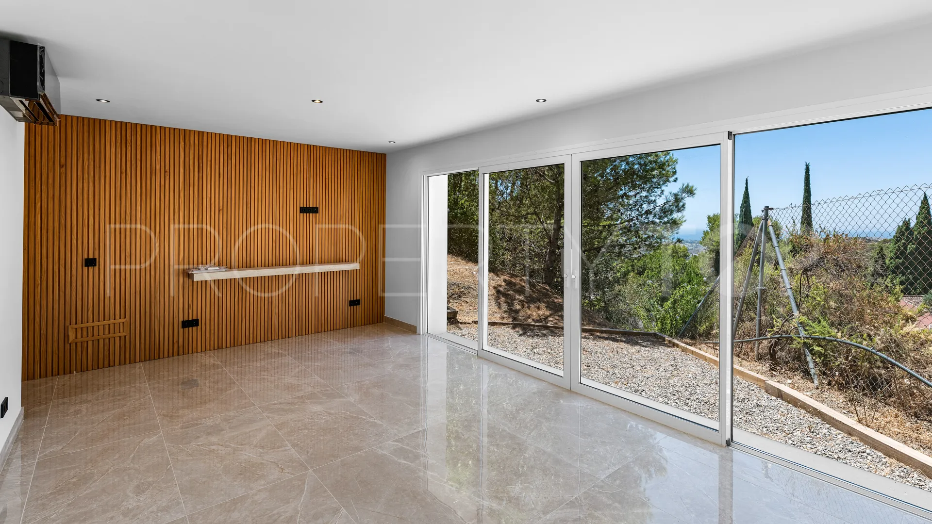 Villa en venta de 5 dormitorios en El Madroñal