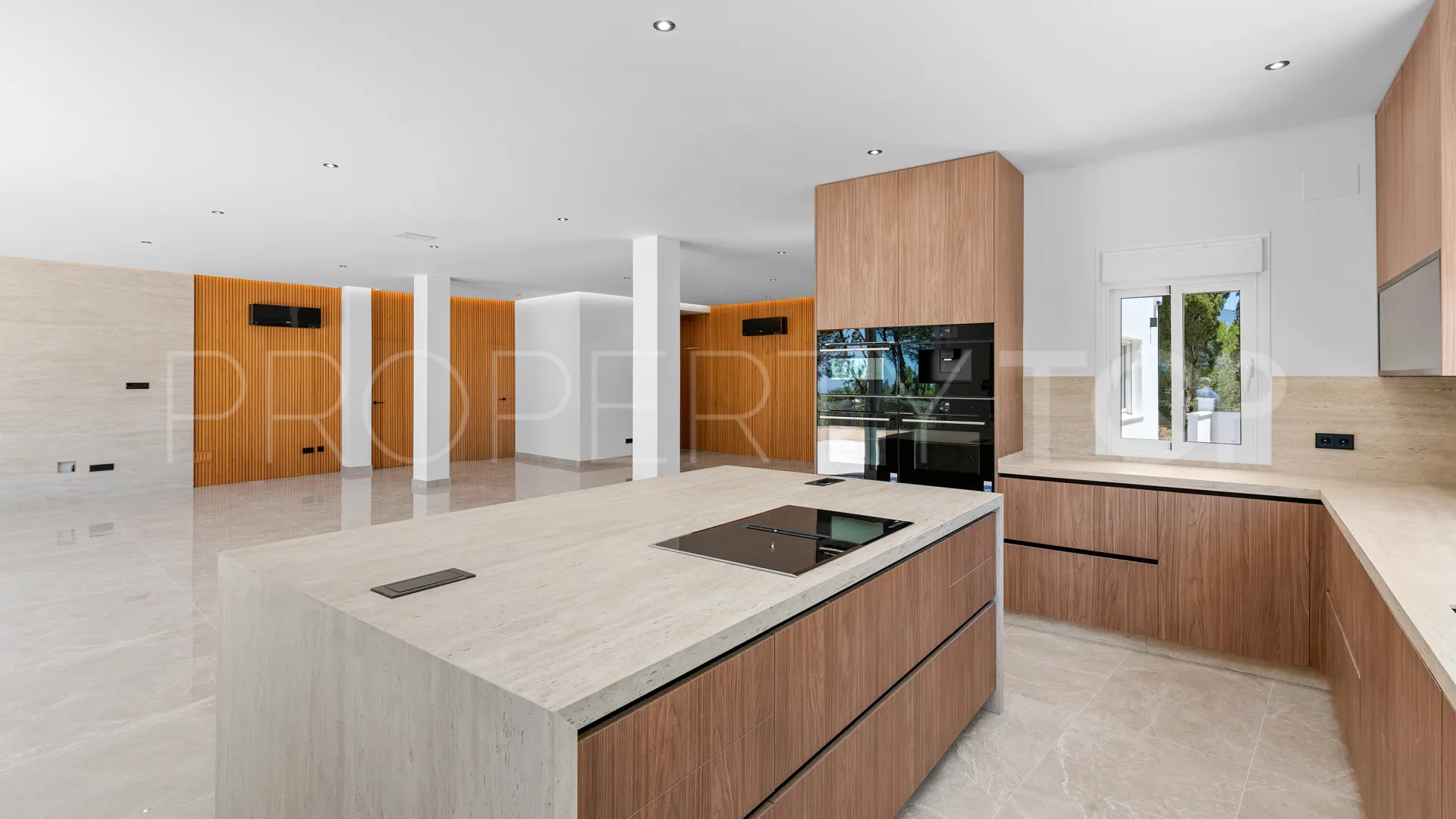 Villa en venta de 5 dormitorios en El Madroñal
