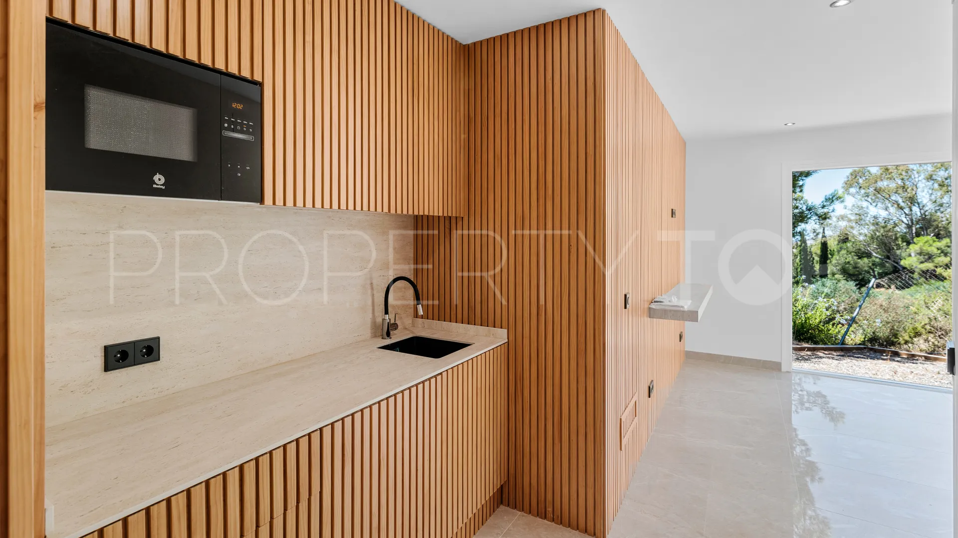 Villa en venta de 5 dormitorios en El Madroñal