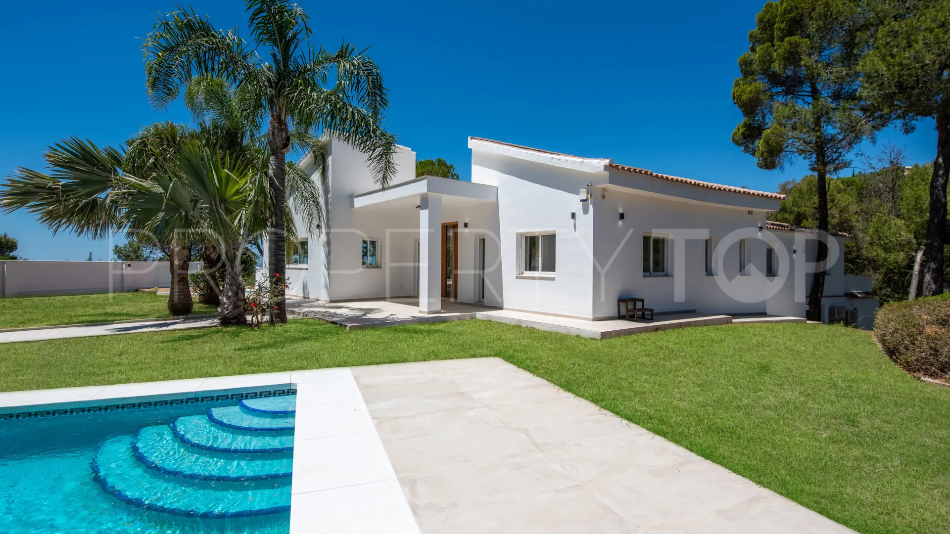 Villa en venta de 5 dormitorios en El Madroñal
