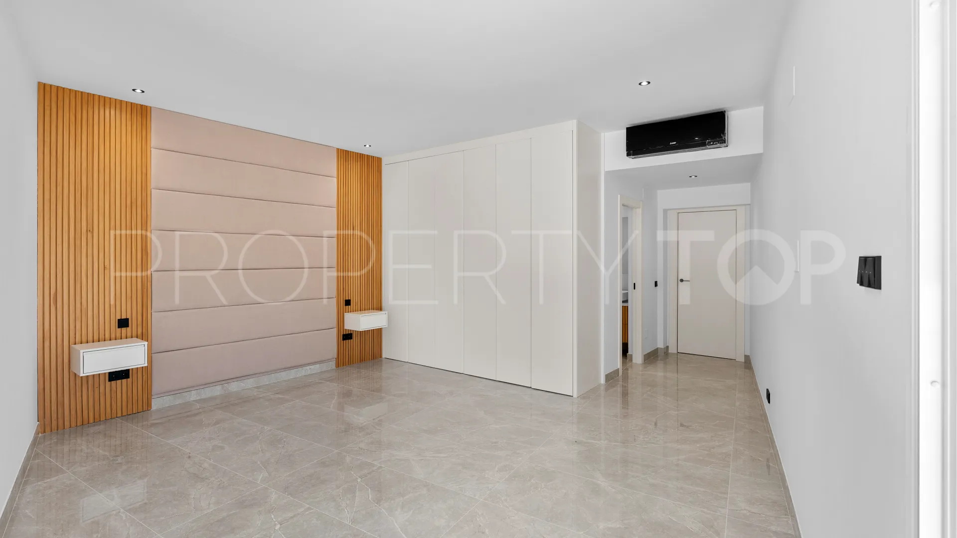 Villa en venta de 5 dormitorios en El Madroñal