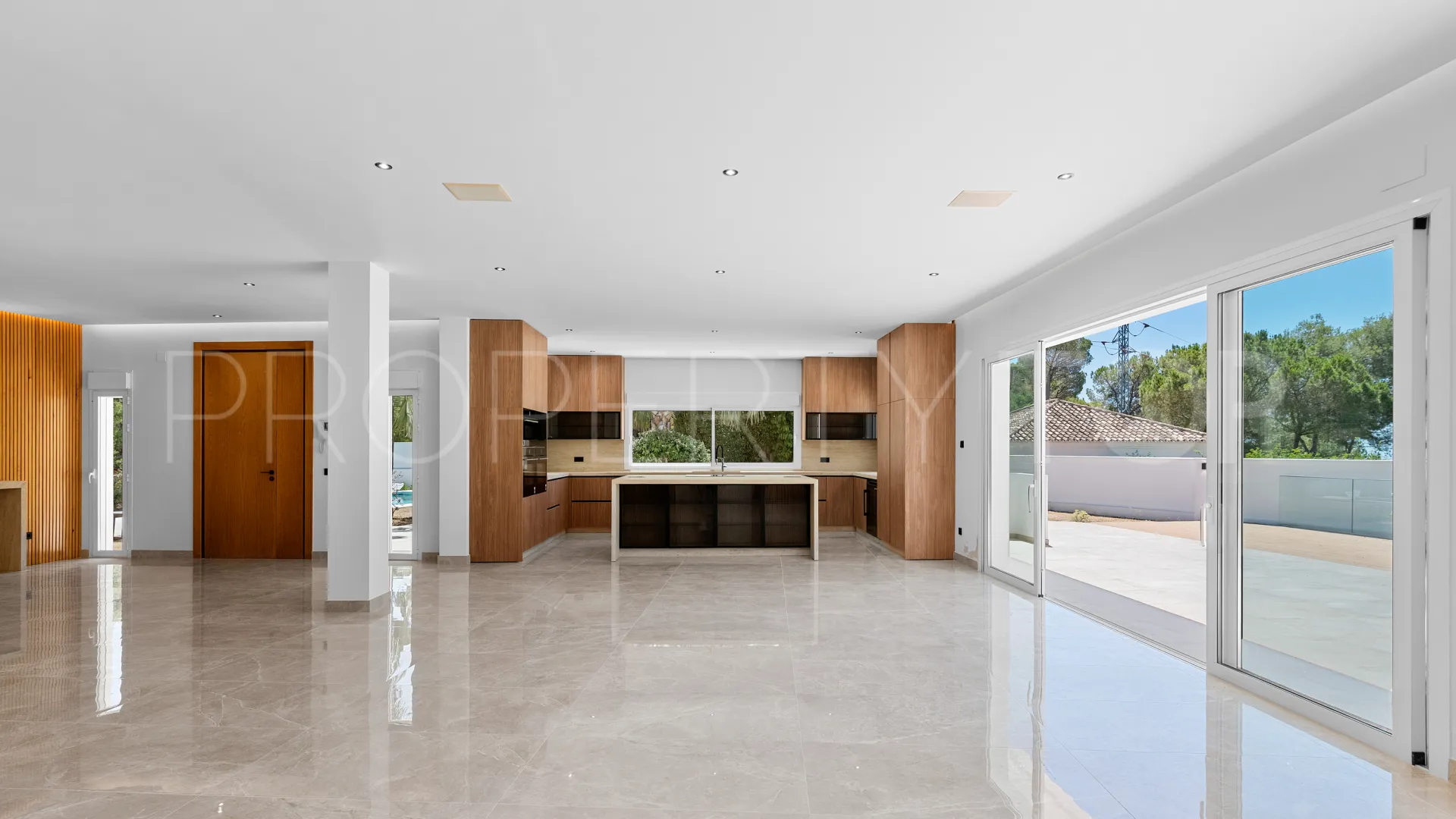Villa en venta de 5 dormitorios en El Madroñal