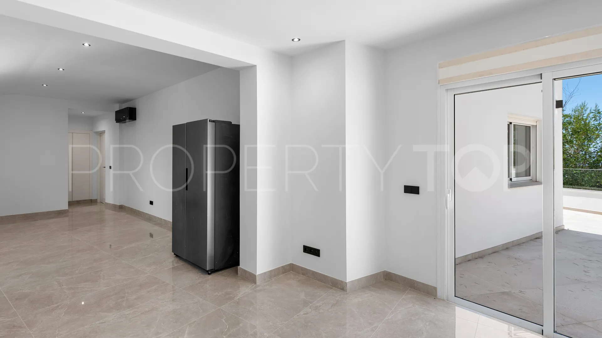 Villa en venta de 5 dormitorios en El Madroñal