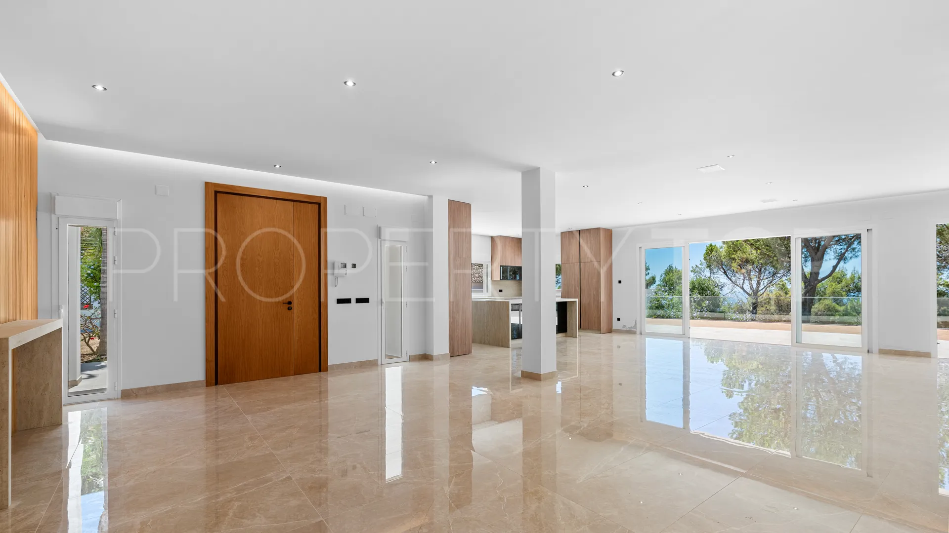 Villa en venta de 5 dormitorios en El Madroñal