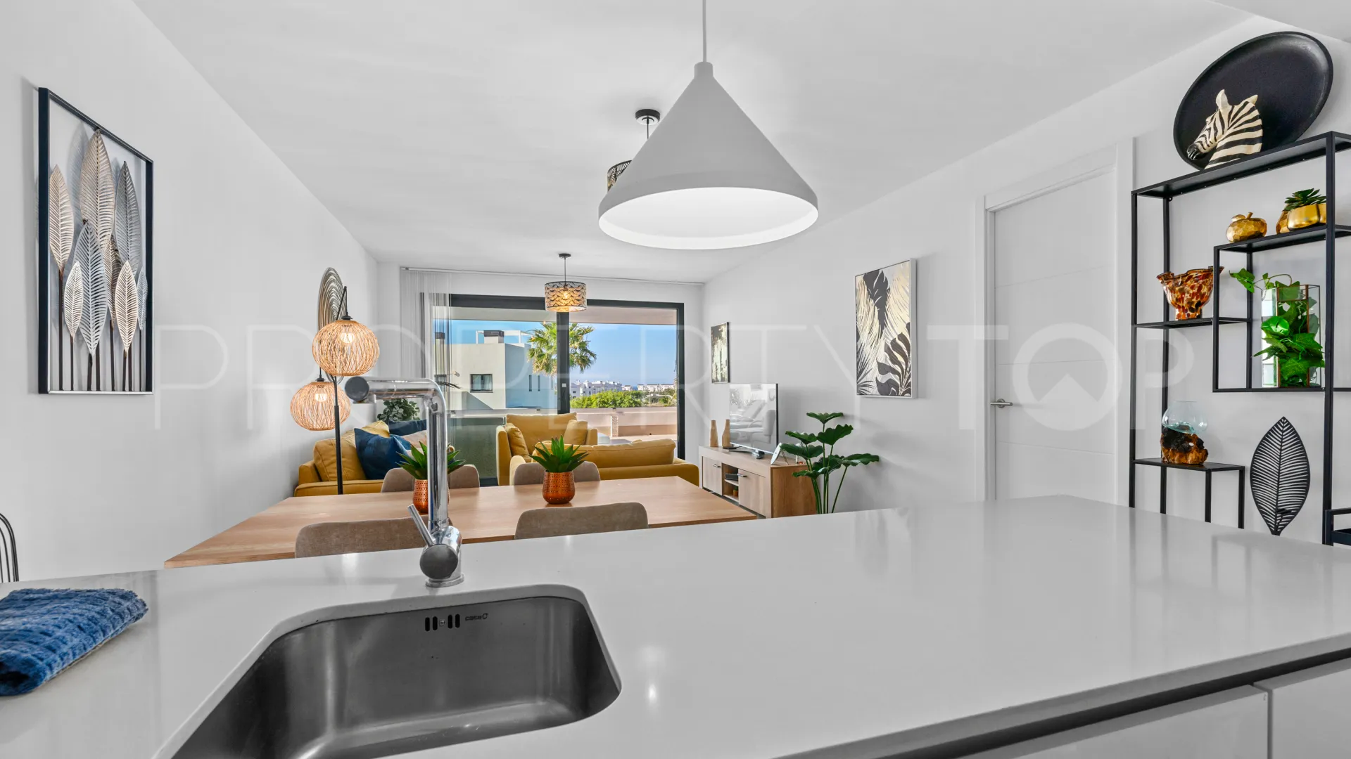 Se vende apartamento planta baja en Las Olas de 3 dormitorios
