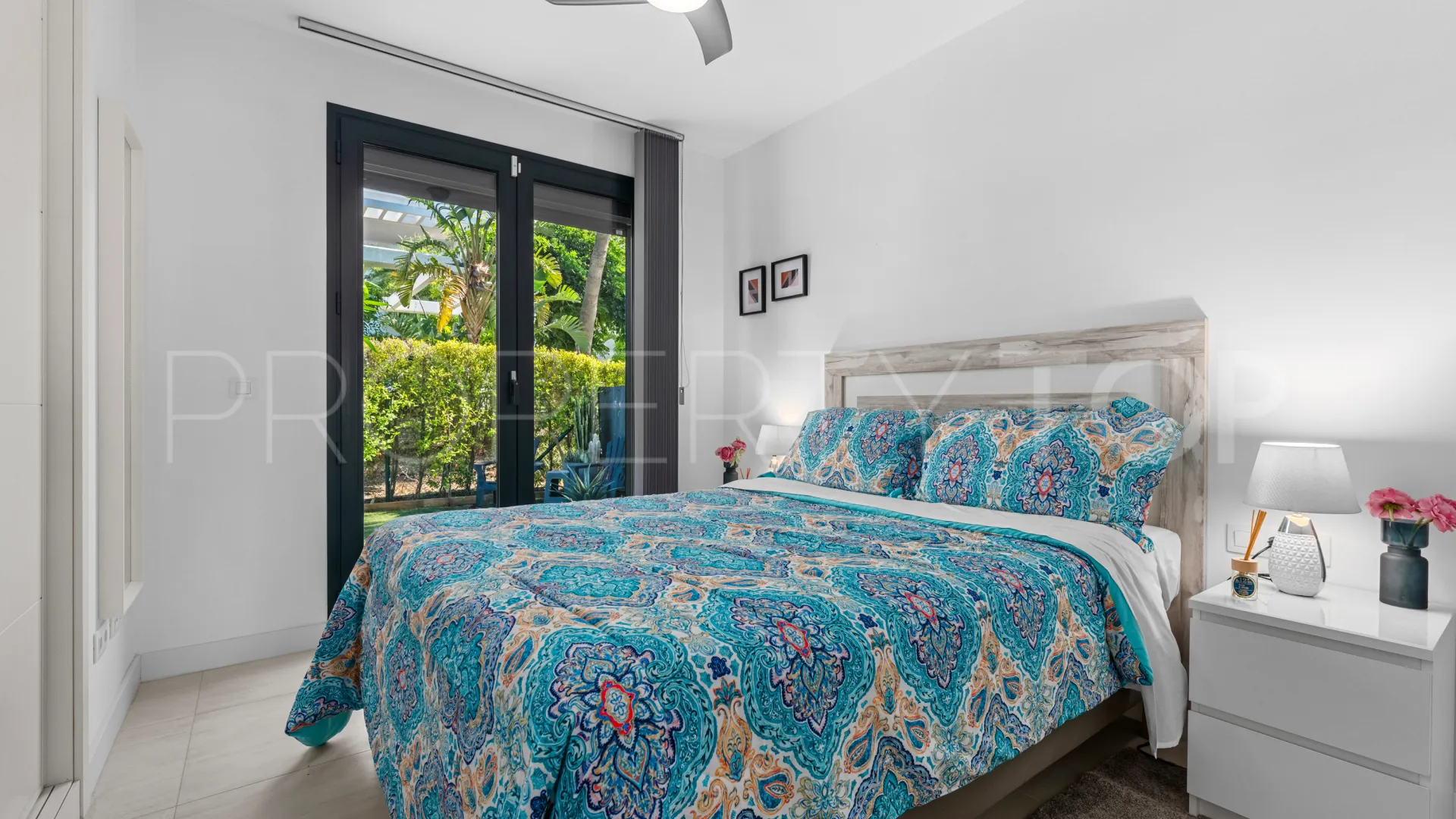 Se vende apartamento planta baja en Las Olas de 3 dormitorios