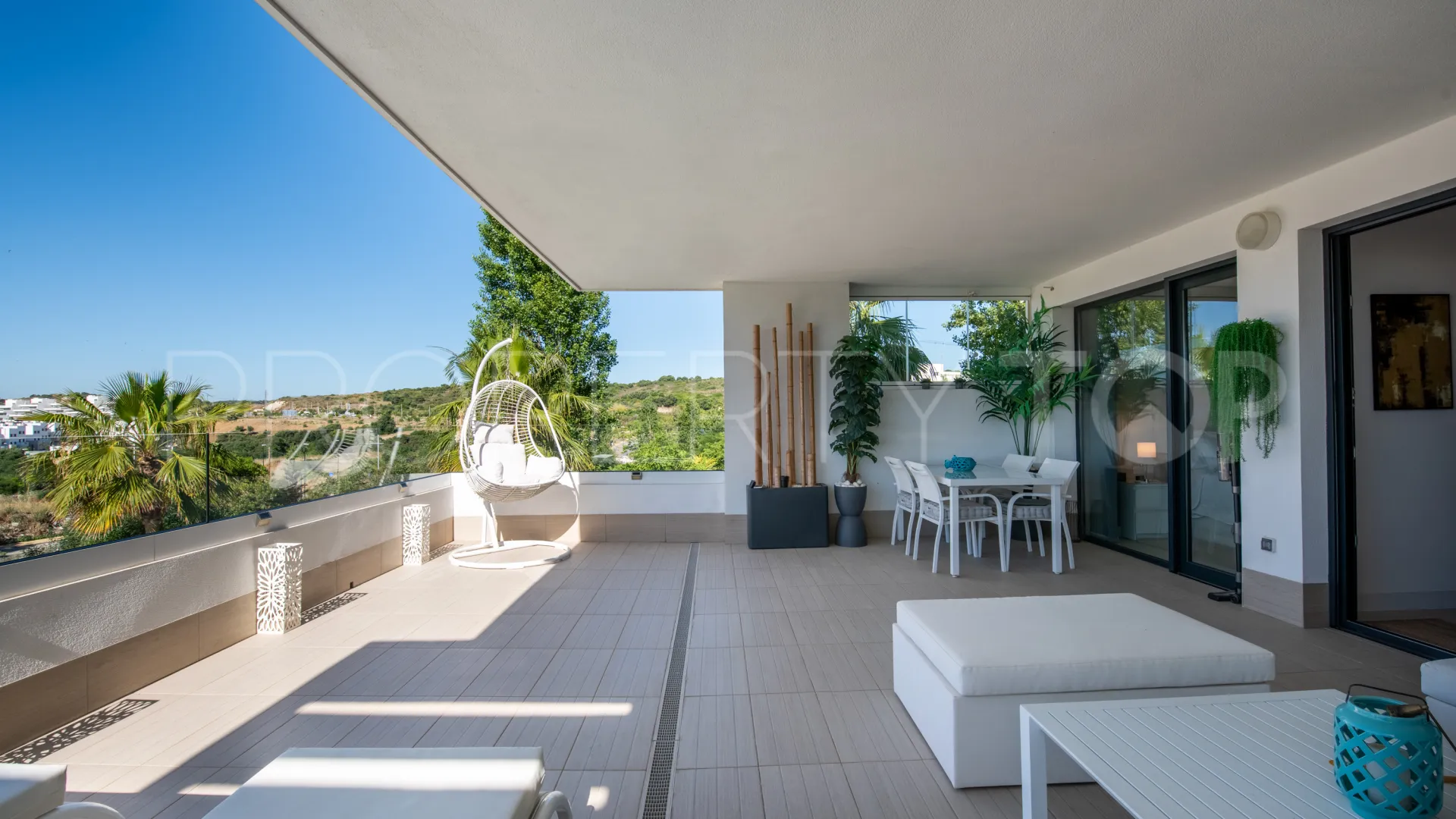 Se vende apartamento planta baja en Las Olas de 3 dormitorios
