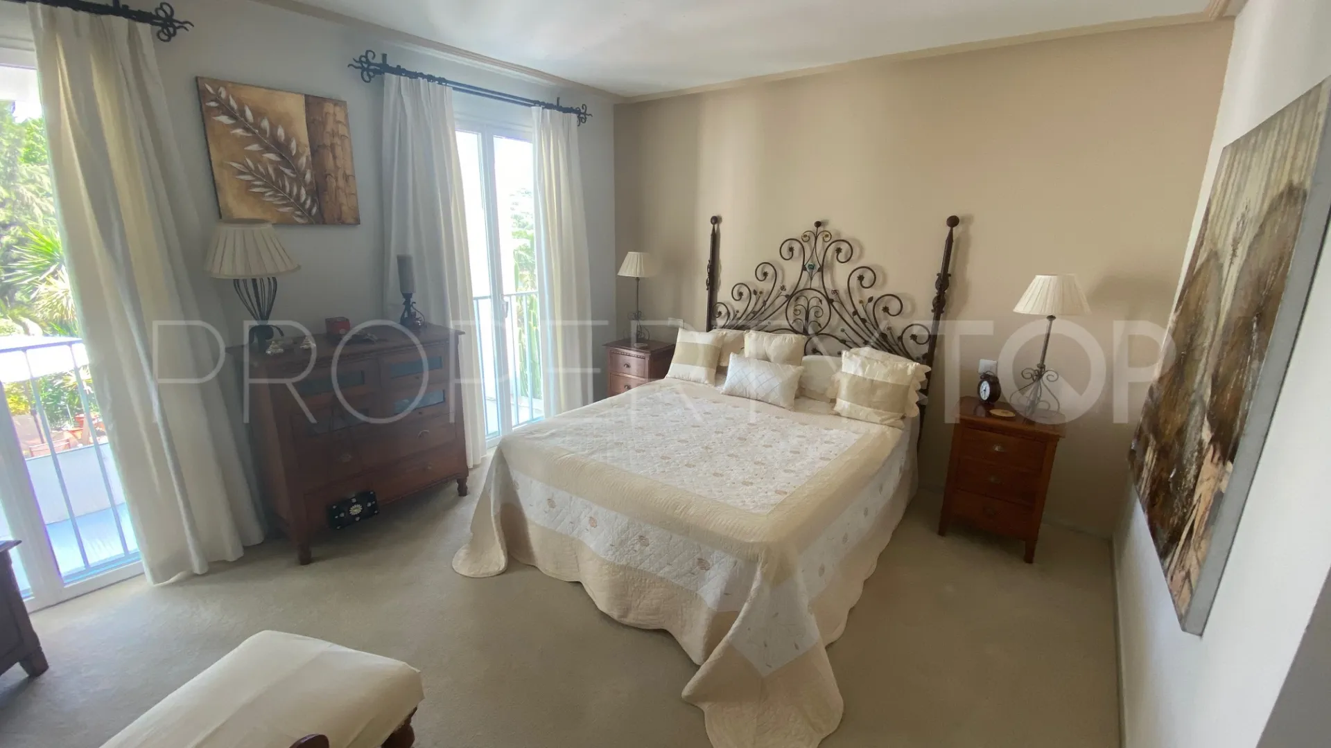 2 bedrooms ground floor duplex in Estepona for sale