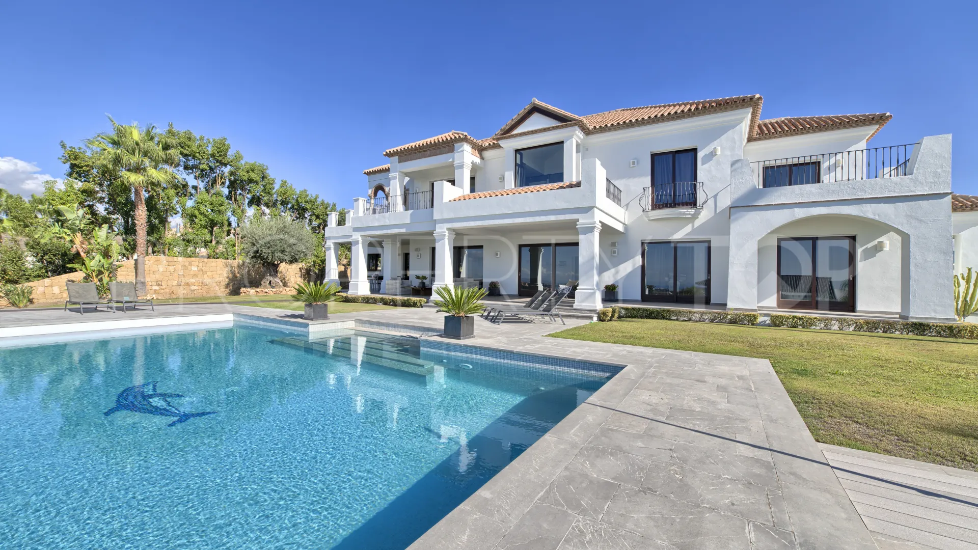 Buy Benahavis 6 bedrooms villa