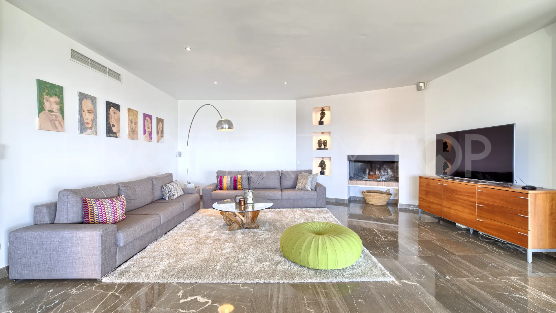 Buy Benahavis 6 bedrooms villa